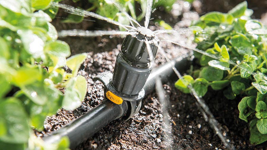 kit dirrigation universel easy drip 7023 hozelock kit dirrigation universel easy drip 7023 hozelock